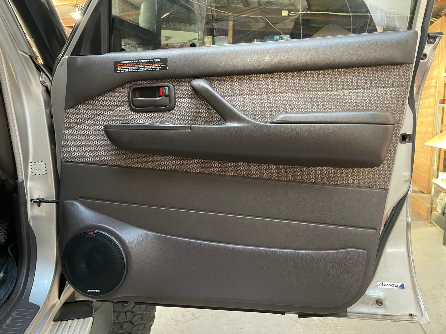80 Series Landcruiser Speaker Pods Brown
